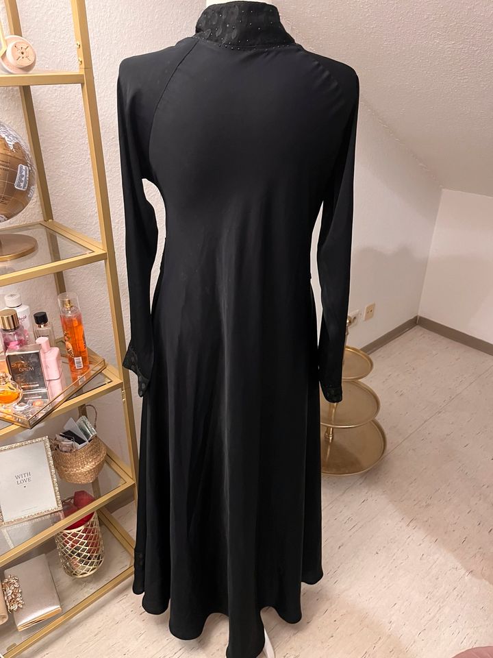 Abaya langes Kleid schwarz in Bonn