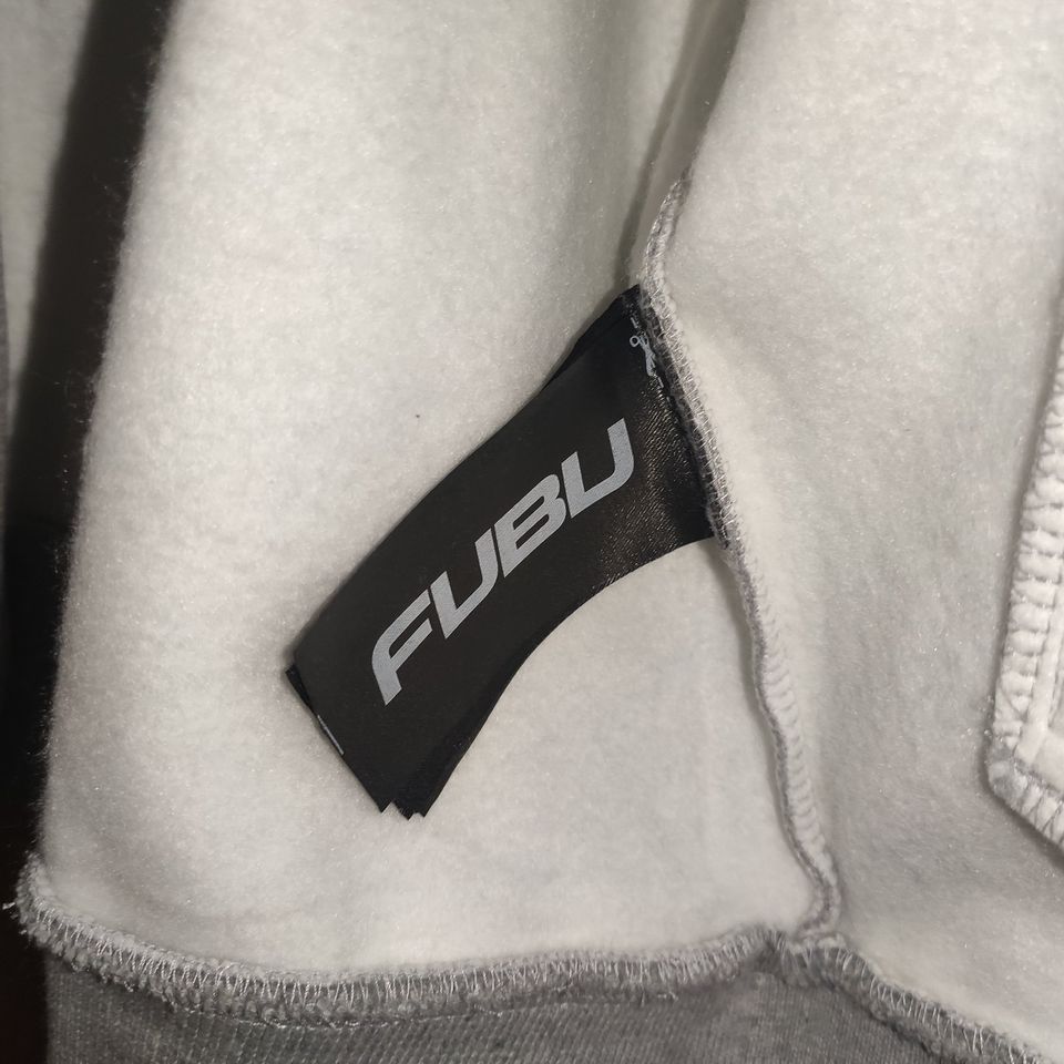 Fubu Collegejacke Jacke grau L neu in Saarbrücken