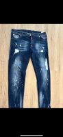 DSQUARED2 Jeans sehr stylisch gemacht Größe 52 Nordrhein-Westfalen - Krefeld Vorschau