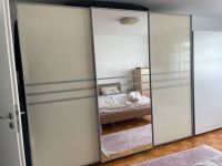 Schlafzimmer, Kleiderschrank,Schwebetürenschrank, Bett+Matratze Hessen - Stadtallendorf Vorschau
