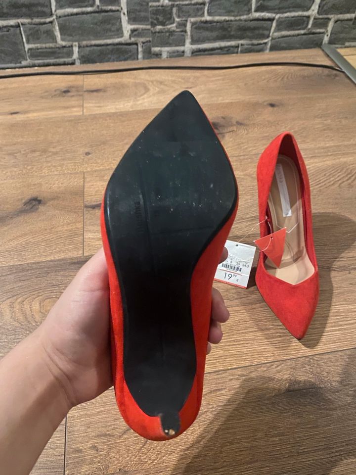 High Heels von Bershka in Düsseldorf