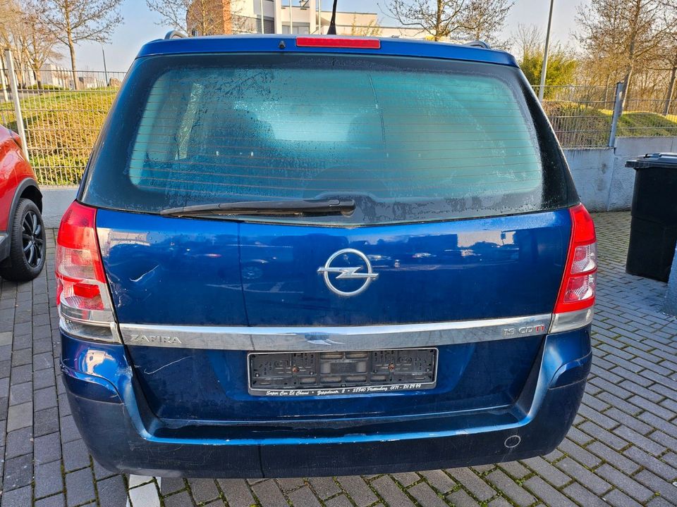 Opel Zafira B Edition in Altendiez