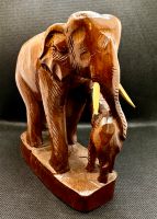 Holzelefant mit Jungtier geschnitzt Afrika Elefant Nordrhein-Westfalen - Moers Vorschau