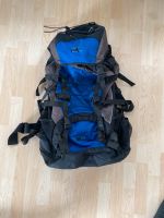 Trekkingrucksack/Camping Rucksack 50+10 Verstellbar Frankfurt am Main - Preungesheim Vorschau