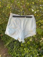 Bershka Shorts Jogginghose Gr. S Türkis Mint Hessen - Bad Vilbel Vorschau