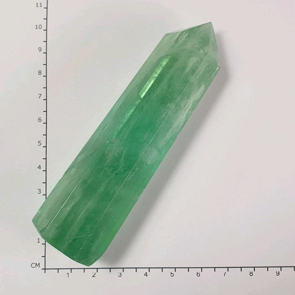 Echter Fluorid Kristall - Spitze ( 100 mm ) 132 Gramm in Recklinghausen