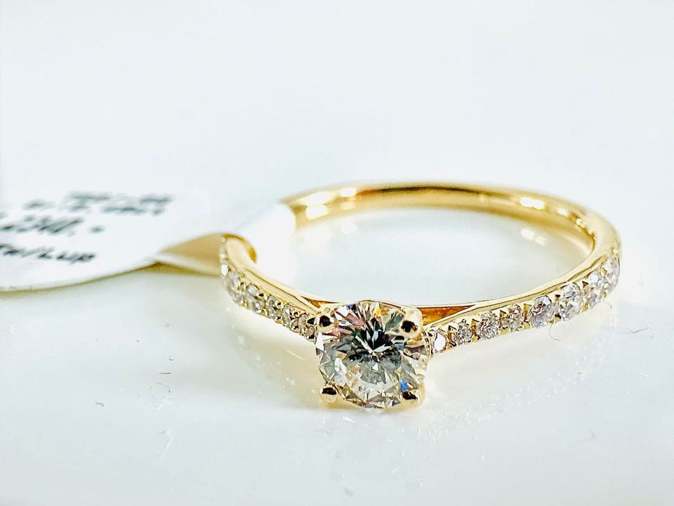 Ring Gelbgold 750/- mit Brillanten 0,49 ct in Coesfeld