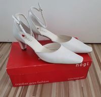 Högl Pumps perlweiss Hochzeitsschuhe Gr.38/39 Friedrichshain-Kreuzberg - Kreuzberg Vorschau