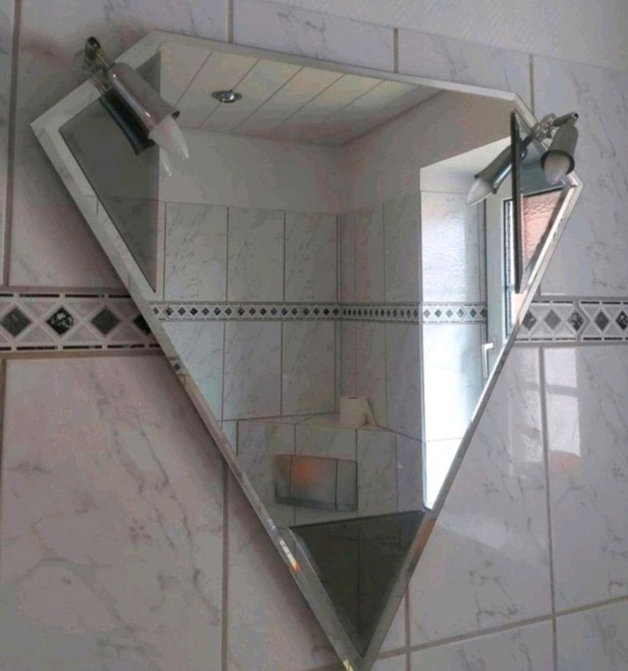 Badspiegel in Kappeln
