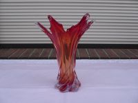 Murano Vase Glasvase rot ca. 20 cm Zipfelvase Dekorative Blumenva Schleswig-Holstein - Flintbek Vorschau