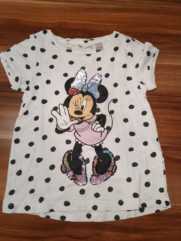 Mädchen T-Shirts, Gr.122-128, Esprit, Hello Kitty, Minnie Mouse, in Aldenhoven