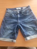 Rebel Jeansbermuda Shorts kurze Hose Gr. XS Bayern - Rohr Vorschau