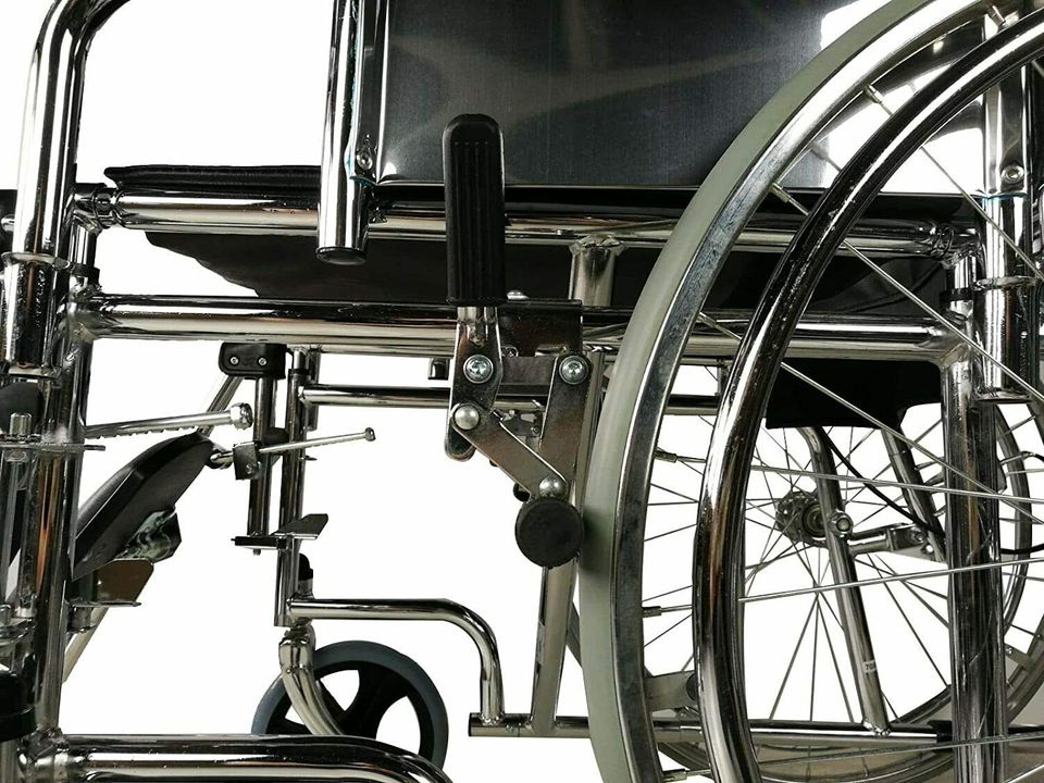 Mobiclinic Rollstuhl Pflegerollstuhl Liegefunktion Beinstütze Alu in Herten
