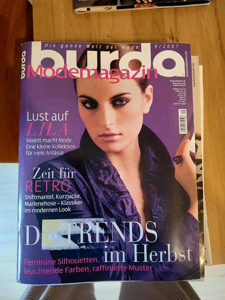 Burda Nähmagazine in Ehningen