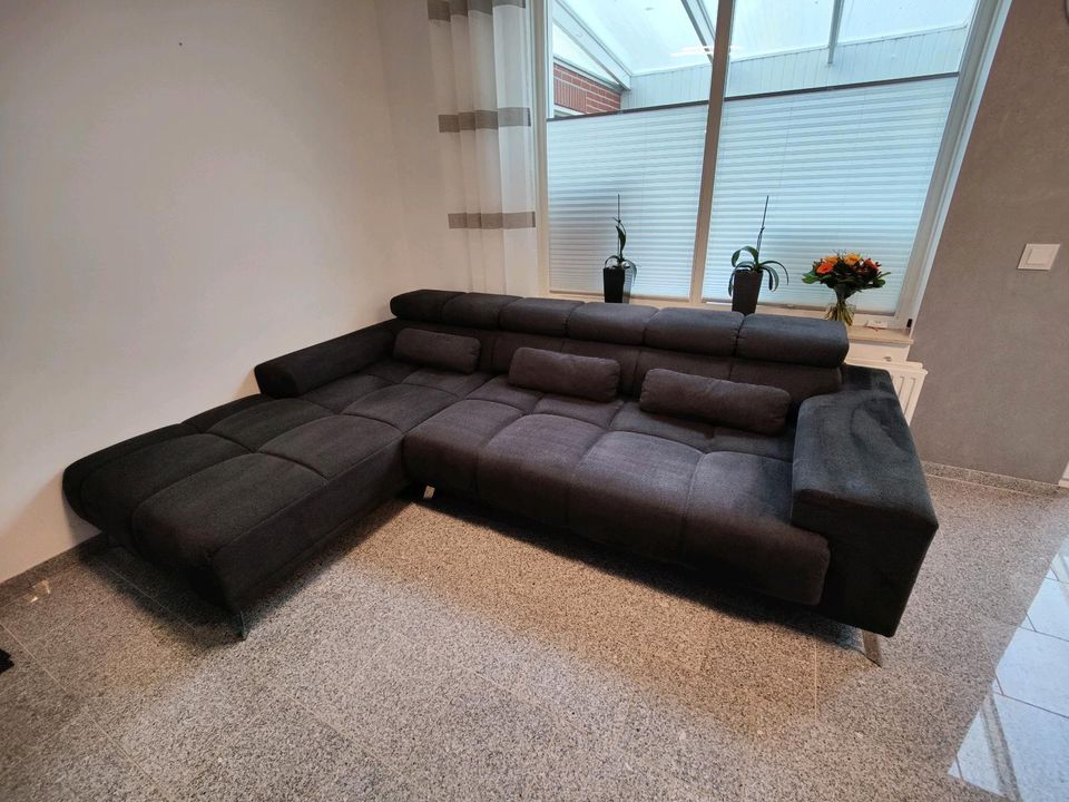 Sofa / Couch elektrisch ausfahrbar in Rheine