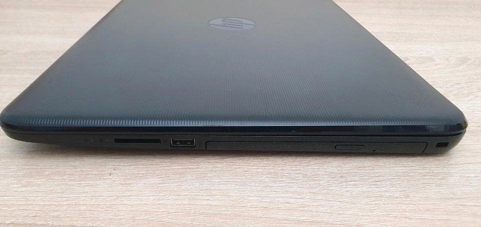 HP Notebook 17 Zoll mit Laptoptasche in Gladbeck