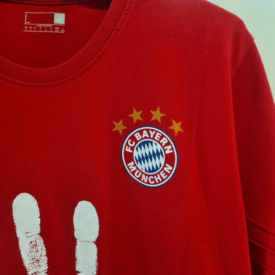 Tshirt FC Bayern München Gr. L in Duisburg