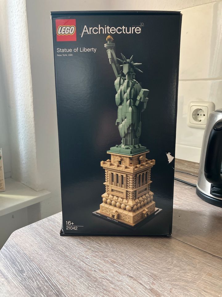 Lego Architecture: Statue of Liberty in Hannover