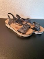 Bama Sandale Dunkelblau  42 Plateau Riemchen Sommer Damen Schuhe Nordrhein-Westfalen - Ibbenbüren Vorschau