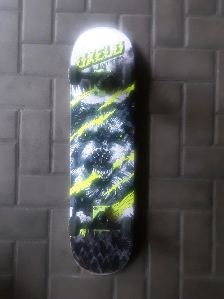 OXELO Skateboard (MID 500 WOLF - GREEN) in Niedersachsen - Oldenburg |  Spielzeug für draussen günstig kaufen, gebraucht oder neu | eBay  Kleinanzeigen ist jetzt Kleinanzeigen