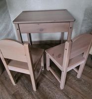 Tisch, Schulbank Sundvik mit 2 Stühlen, IKEA, grau-braun Hessen - Schwalmstadt Vorschau