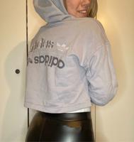 Adidas Originals Crop Hoodie Flieder grau Größe 42 L cropped Bayern - Augsburg Vorschau