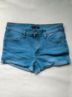 Jeansshorts hellblau Berlin - Treptow Vorschau