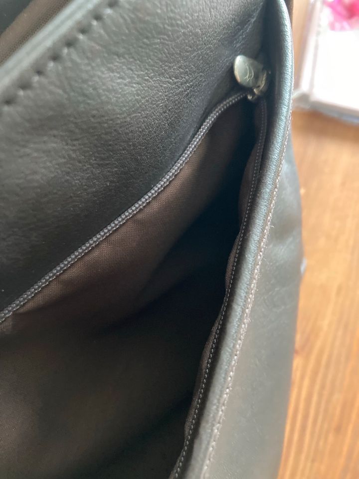 MANDARINA DUCK Ledertasche ♥️ Dunkelbraun in Nußloch