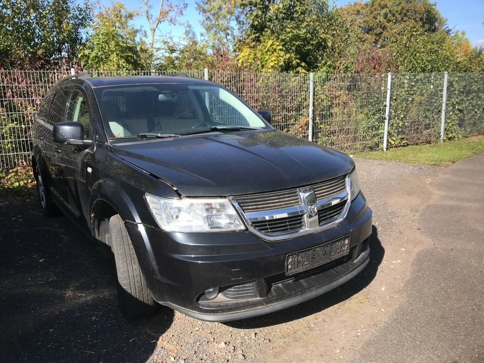 Dodge Journey 2,0 CRD SXT in Eschwege