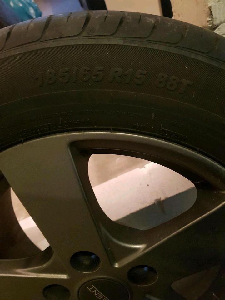 4×Sommer Reifen mit Alufelgen 185/65 R15 88T in Gremmendorf