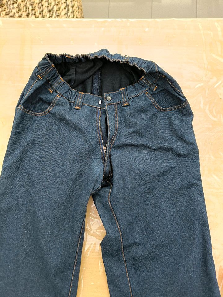 Jeans Rollstuhl Hose  Gr.M in Kirkel