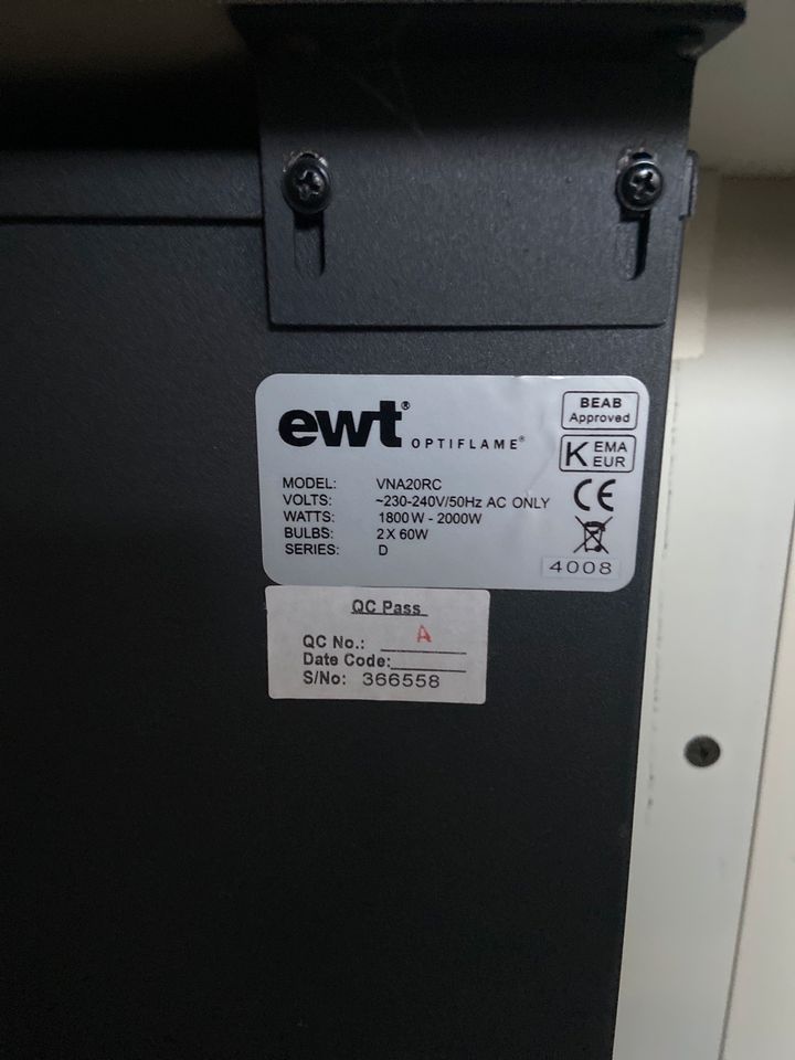 Elektro Kamin 2000 Watt mit Fernbedienung in Nordenham