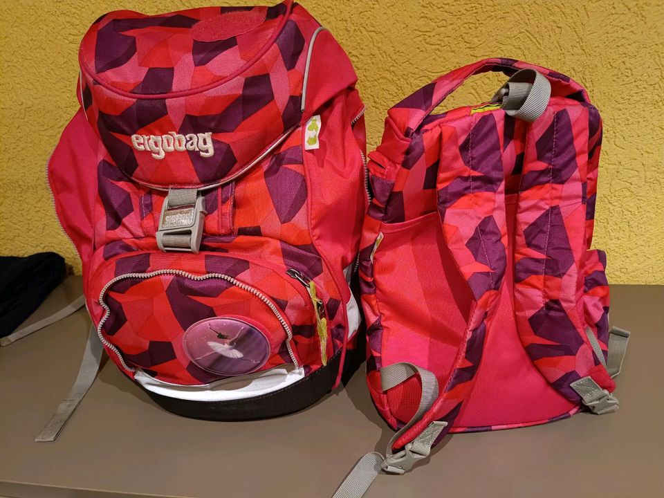 Ergobag Schulrucksack Set Mädchen in Neusalza-Spremberg