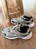 New Balance Sneaker ML725UB silber grau schwarz Gr 44 Herzogtum Lauenburg - Geesthacht Vorschau