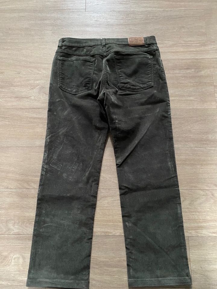 4 Brax & Wrangler Herren Hosen Jeans Cord Texas Stretch Gr. 34/30 in Gelsenkirchen