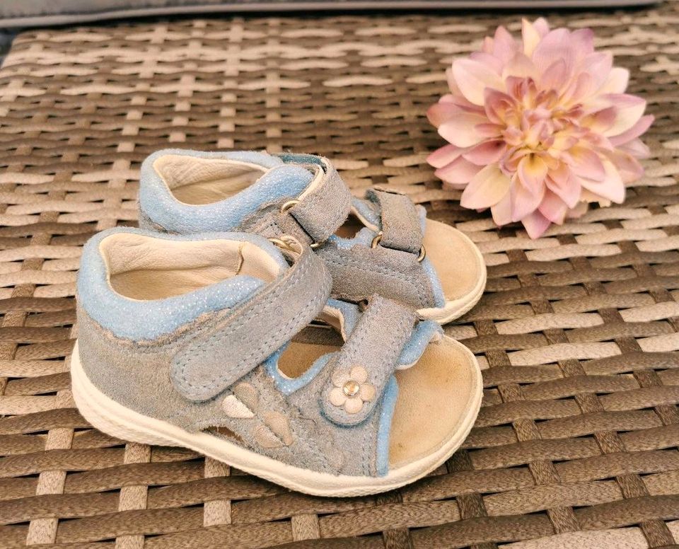 Superfit Sandalen gr 20 in Löchgau