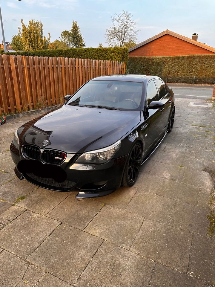 BMW M5 E60 V10 *UNGLAUBLICHER SOUND* in Versmold