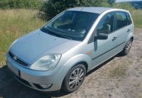 Ford Fiesta 1,4 Ghia mit TÜV und Kindersitz Sachsen-Anhalt - Tangermünde Vorschau