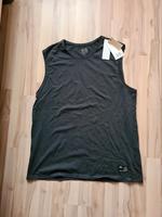 Graues S.Oliver Tanktop Größe L NEU Bayern - Sonnefeld Vorschau