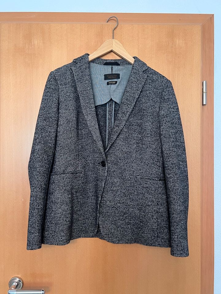 Blazer grau schwarz kariert Massimo Dutti in 40 in Oberhausen