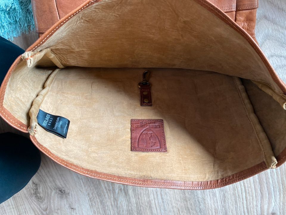 Rucksack, Berlinder Bag,groß,Ledertasche in Waldeck