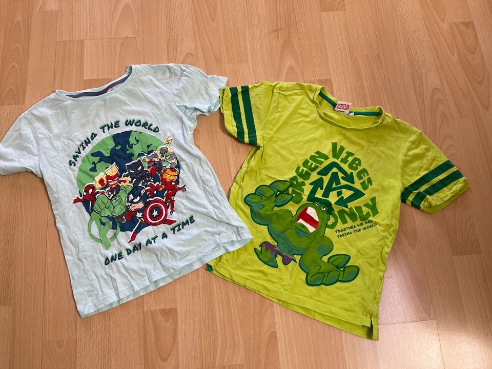 Set 2 T-Shirts Marvel Hulk Superhelden Jungs 134/140 grün in Bad Aibling