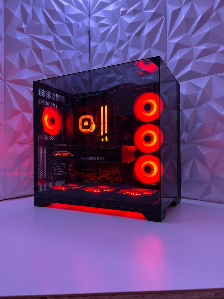 Gaming PC + Garantie // RTX 4070 // AMD Ryzen 7 7800X3D // 32GB in Herne