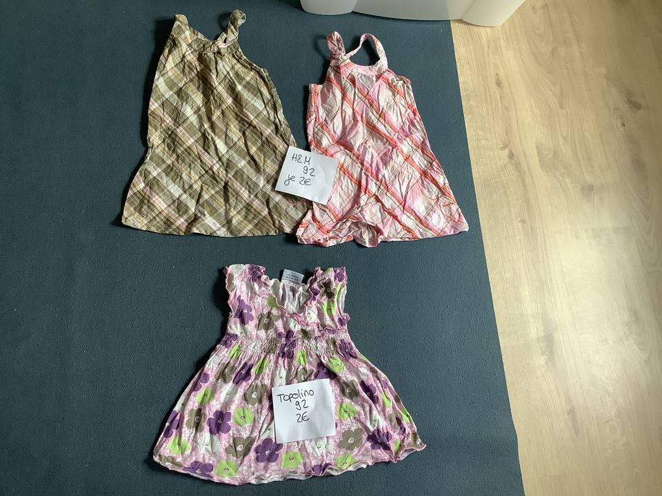 Kleid Größe 92 H&M, Topolino je 2€ in Pohlheim