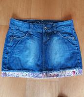 Jeansrock, Rock, kurze Hose, alles was nicht passt. Hessen - Langen (Hessen) Vorschau