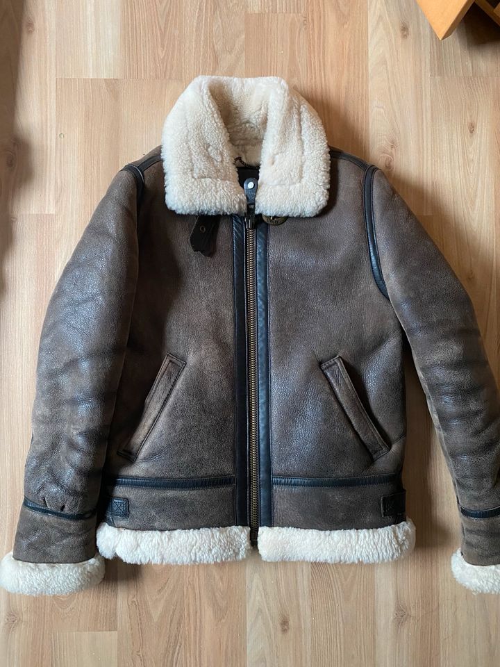 Schott NYC Lammfelljacke / shearling in Frankfurt am Main