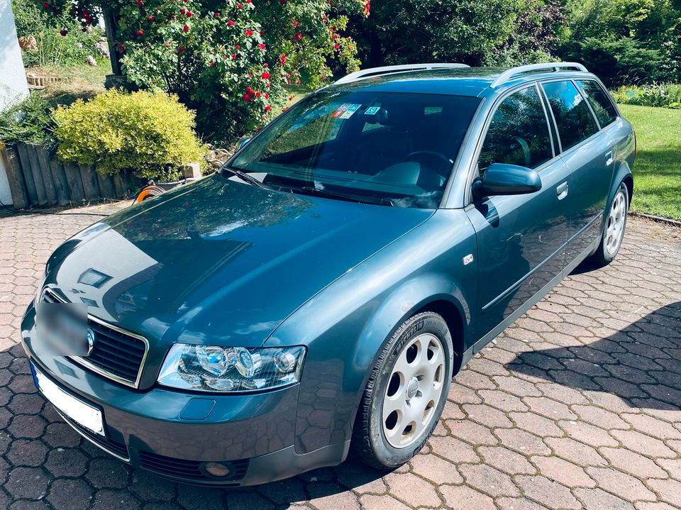 Audi A4 B6 Avant 2.5 TDI Quattro S-Line in Bamberg