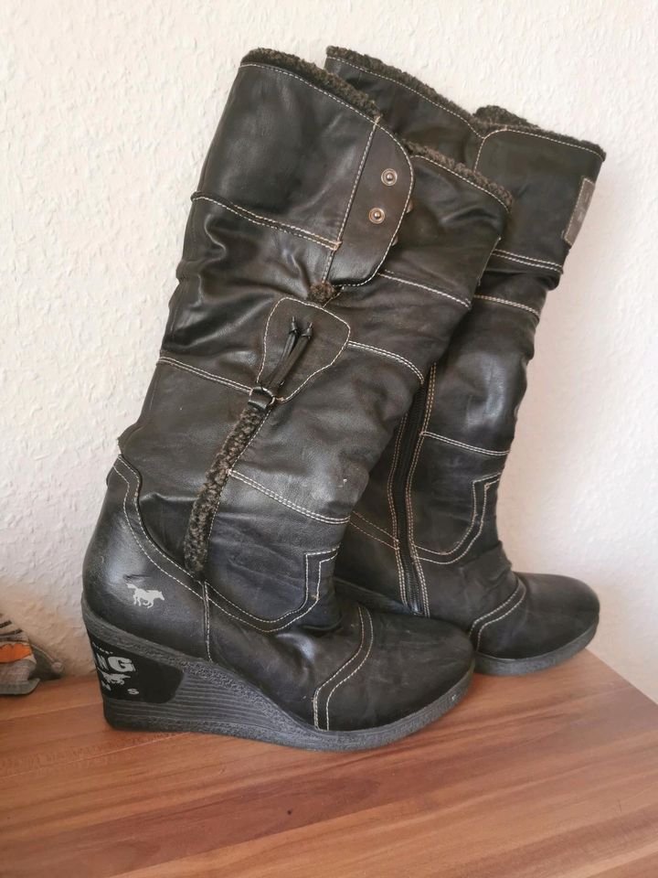 Winterstiefel in Groß Quenstedt