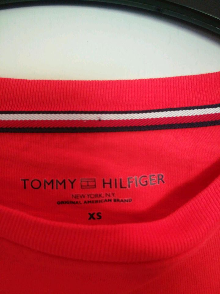 Tolles Shirtkleid Tommy Hilfiger in Schwartbuck