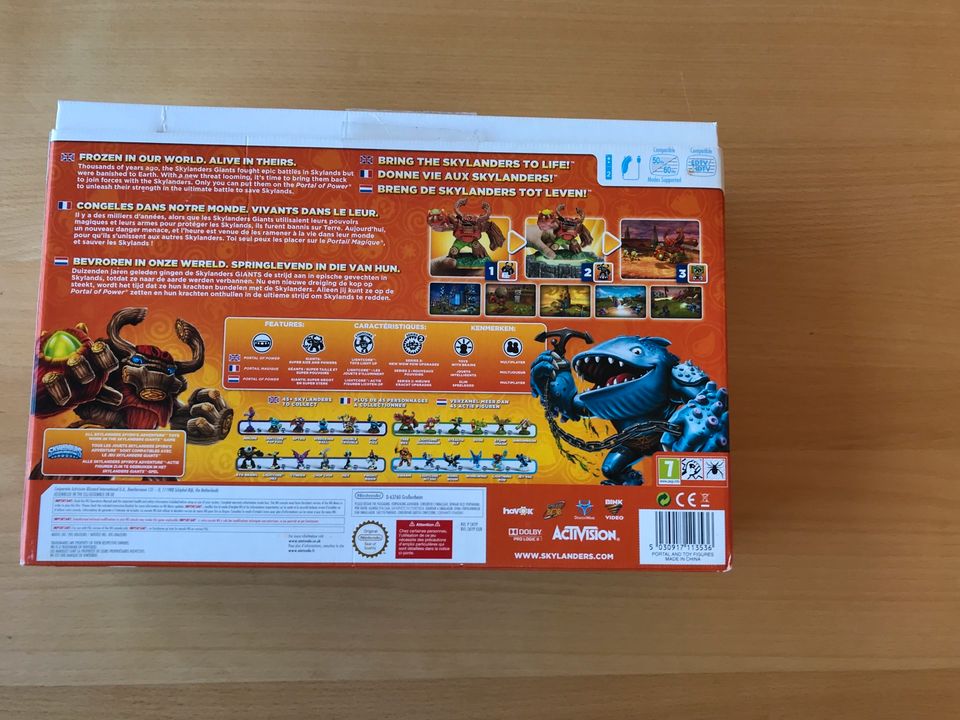 Skylanders Giants Starterpack für Wii in Villingen-Schwenningen